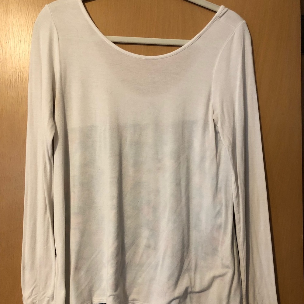 Hi-low long sleeve shirt with detailed back